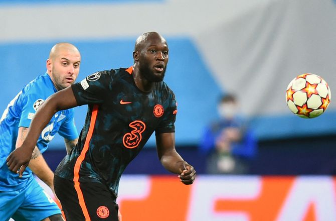 Premier League -Ny sløj PL-rekord: 90 er smittet med corona