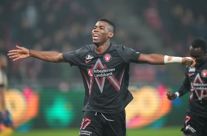 3F Superliga -Onyedika kan sikre millionregn over FCM