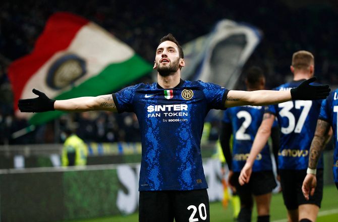 Serie A -Skuffet Calhanoglu langer ud efter Zlatan