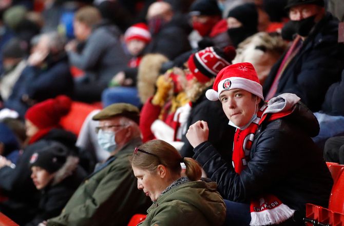 League 1 -Fyldt afsnit til udsat kamp: Koster tid og penge 