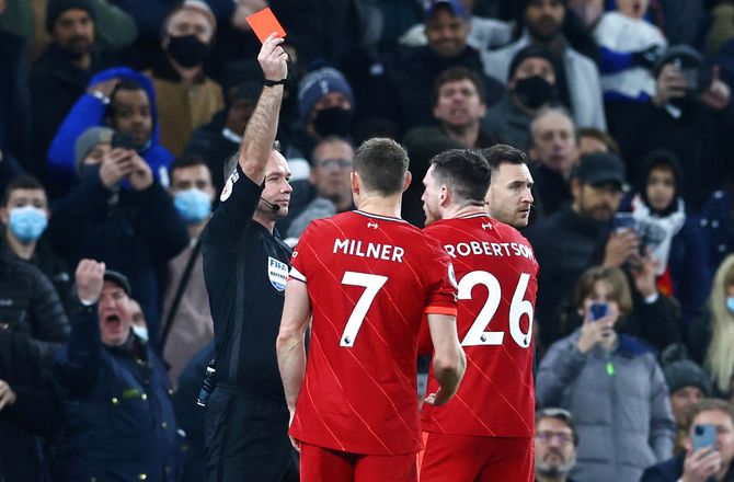 Premier League -Spurs og Liverpool delte i højintenst drama