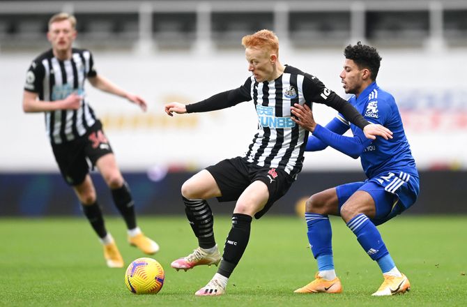 Premier League -Afbryder leje: Newcastle hiver ung midt hjem