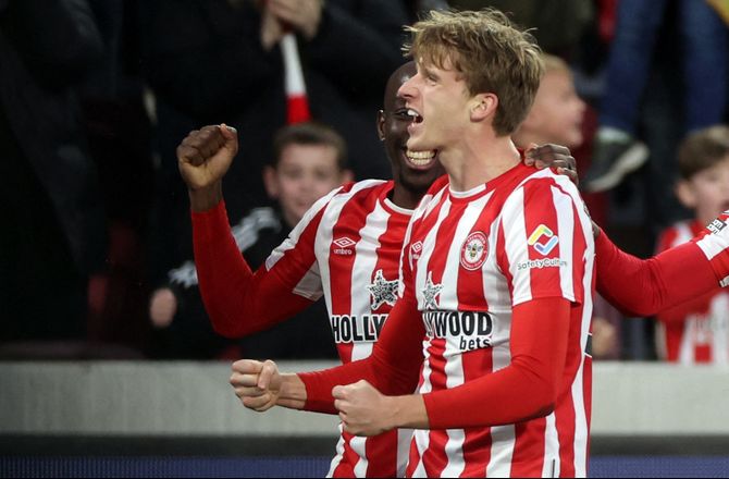 Premier League -Roerslev med mål og assist i Brentford-sejr