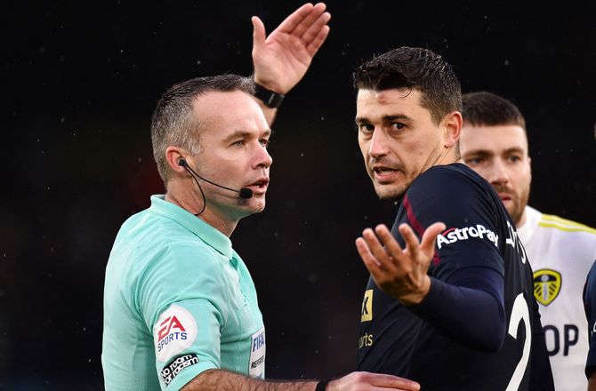 England -Efter 7 år i Burnley - erfaren back må videre i karrieren