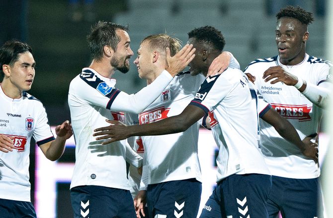 Træningskampe -Kæmpe ydmygelse: AGF smadrede EfB 7-0