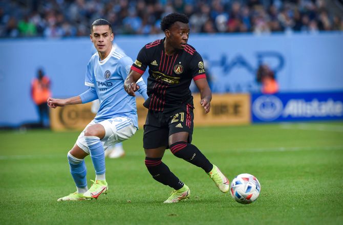 International -Bielefeld henter amerikansk Barrett-konkurrent