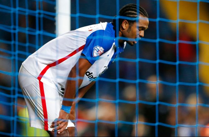 England -Tidl. Villa-talent Delfouneso på nyt udlån