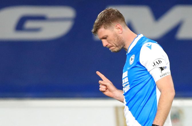 Bundesliga -Efter 11 år i Bielefeld: Rekordangriber stopper 