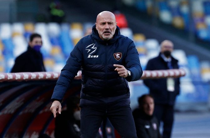 Serie B -Fik syv kampe: Salernitana fyrer træneren