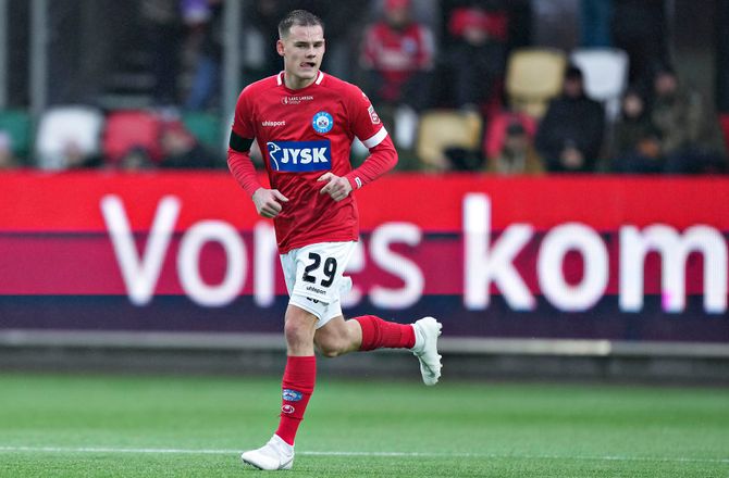 Championship -bold.dk erfarer: Lukas Engel får fire år i Middlesbrough