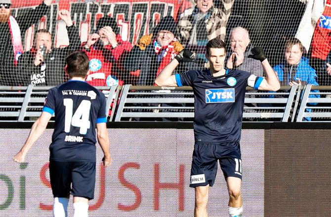 3F Superliga -Målmager Helenius månedens bedste i SL