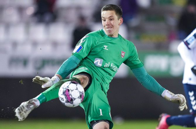 Rundens tre bedste redninger: Se dem her