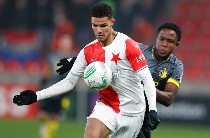 1. Division -Bah-assist grundlagde sejr i Prag-derby