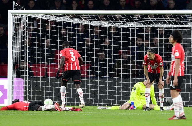 Conference League -Skuffelse hos PSV-stopper: Vanvittig kamp