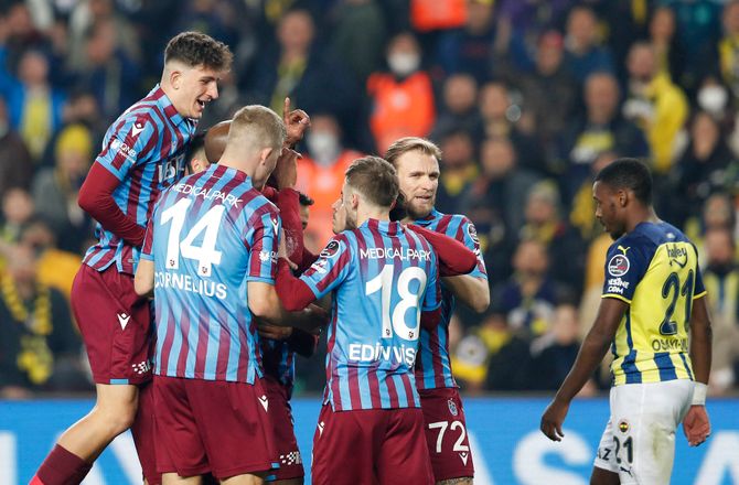 Super Lig -Trabzonspor køber Cornelius-erstatning i Lorient