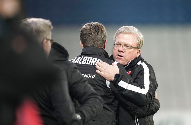 3F Superliga -Friis efter debutsejr: Sindssyg hektisk tid