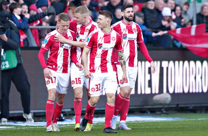 3F Superliga -Kusk åbner døren på klem for udenlandsskifte