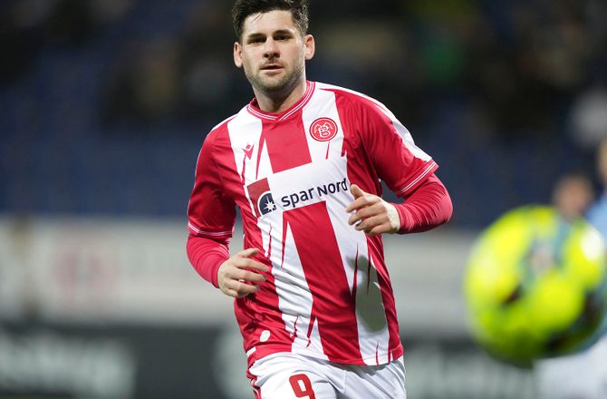 3F Superliga -bold.dk afslører: AaB sender angriber til serbisk bundhold