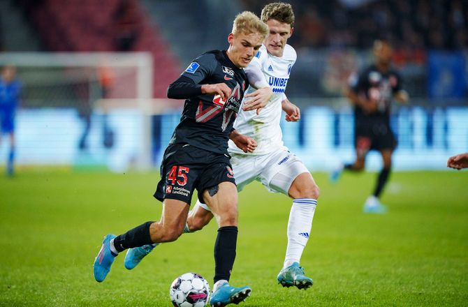 3F Superliga -Isaksen om Dreyer-aftale: Vil ikke på bænken