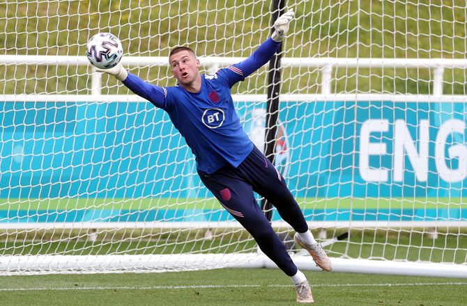 International -Engelsk reservekeeper misser EM efter operation