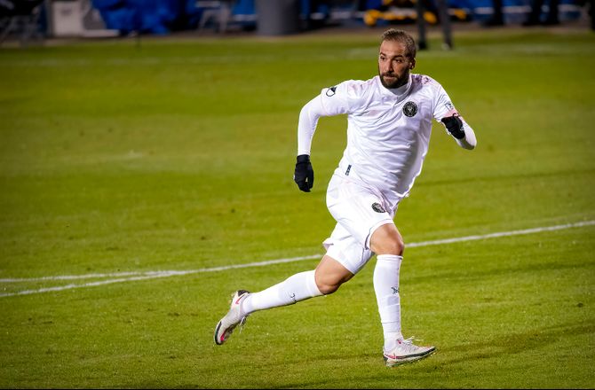 Major League Soccer -Higuain stopper ikke: Min far har taget fejl