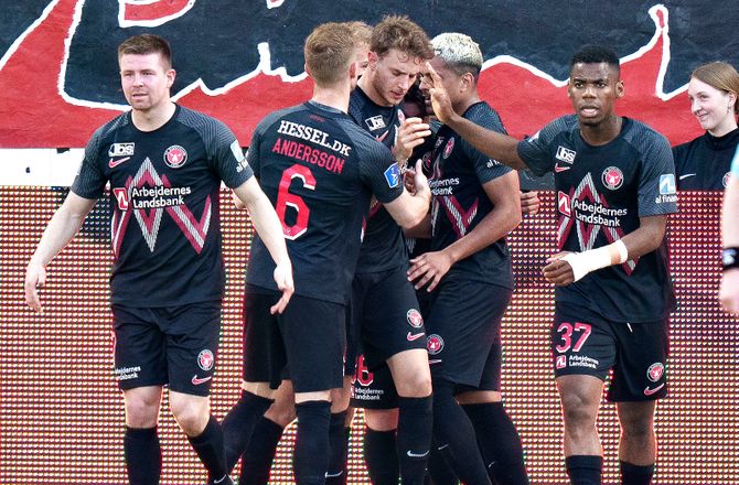 International -Medie: FCM har set svensk angrebstalent an