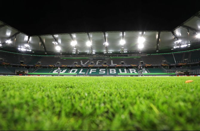 Bundesliga -Wolfsburg henter gratis stoppertalent i Bordeaux