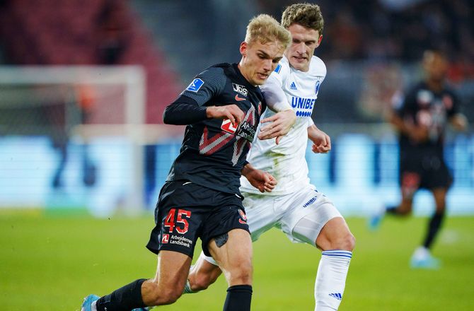 3F Superliga -FCK-afsnit udsolgt til guldbrag - FCM tæt på 
