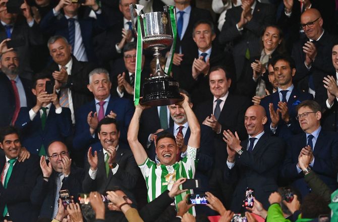 La Liga -Fylder 41 år om lidt: Betis-anfører forlænger