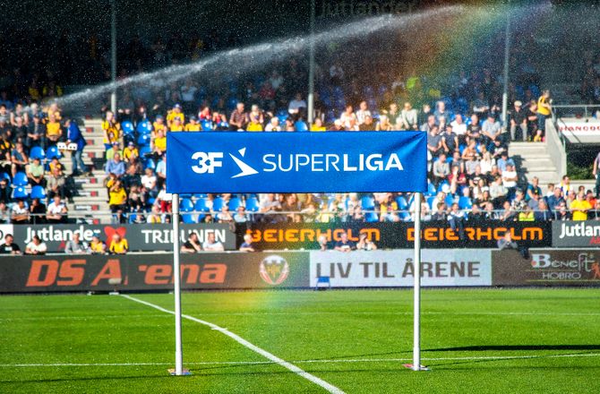 3F Superliga -Avis: DAZN-model var ikke holdbar for SL-klubberne