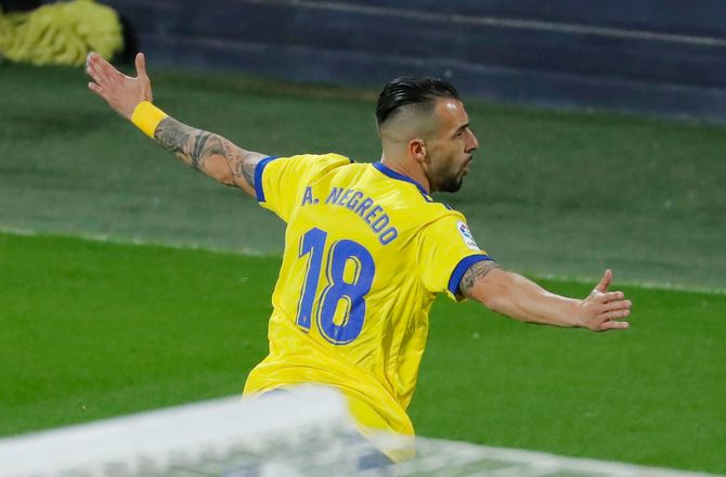 La Liga -Jønssøn-løse Cadiz tog livsvigtige point