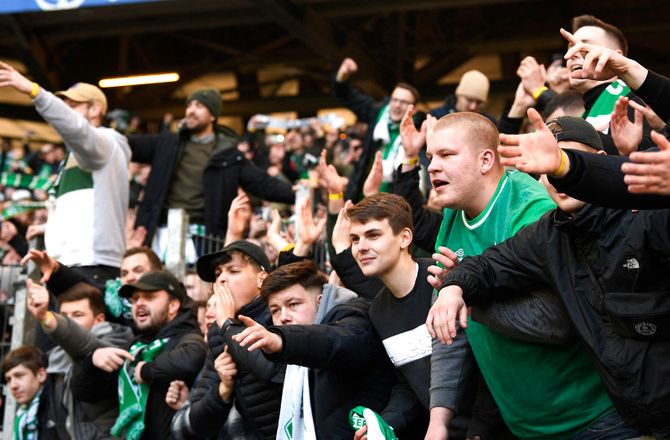 Bundesliga -Jens Stages Bremen køber skotte i Sheffield