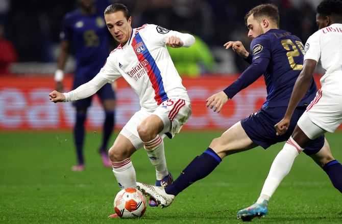 Ligue 1 -Lyon forlænger med fransk talent