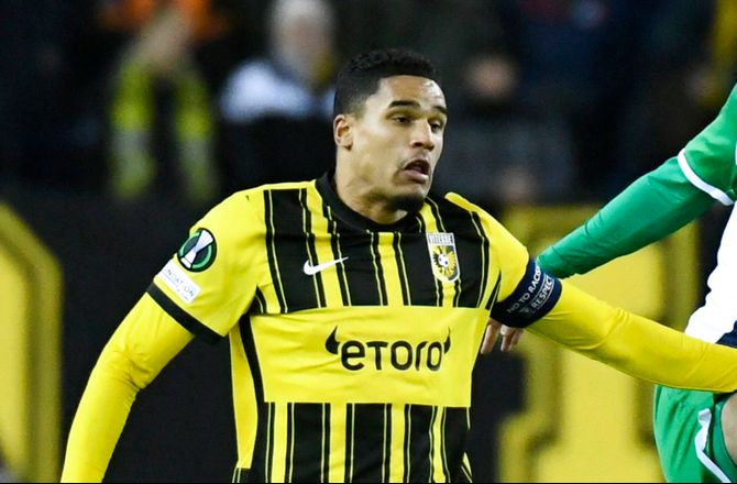 Bundesliga -Union Berlin snupper Vitesse-kaptajn