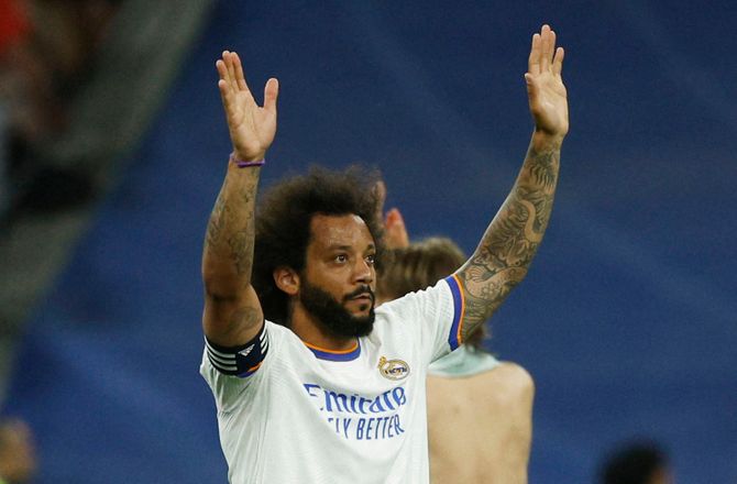 Copa Libertadores -Marcelo tog sig til hovedet efter grim skade: Ikke med vilje