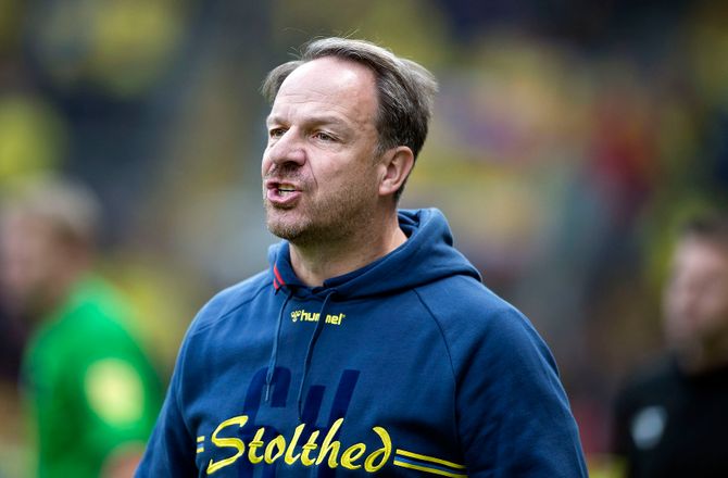 1. Division -Alexander Zorniger stopper hos Apollon