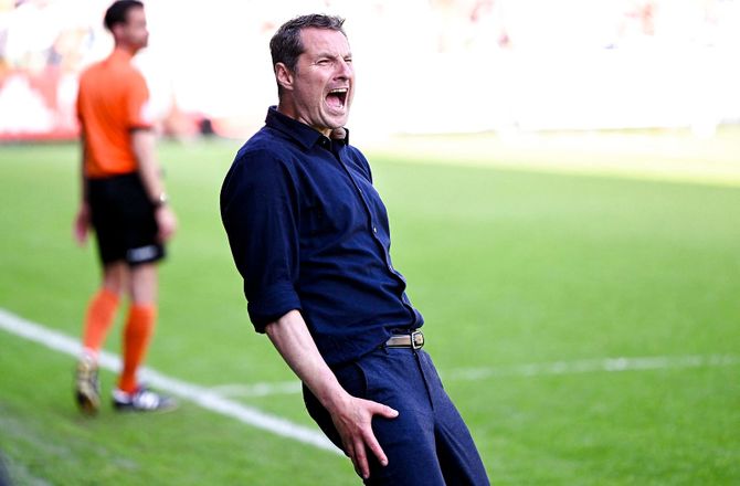 Royal Antwerp -Skarp kritik af Priske: Samme plan hver kamp