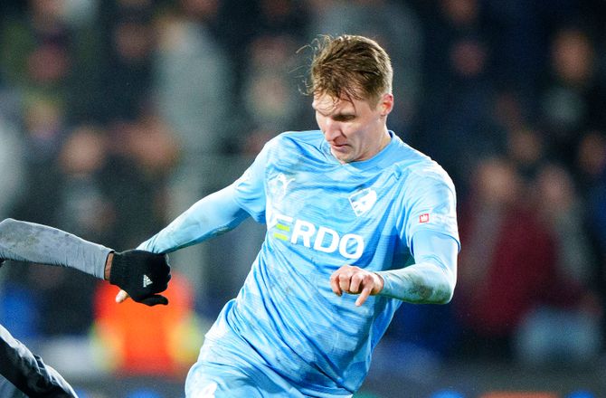 International -Officielt: Randers sælger Piesinger til Østrig