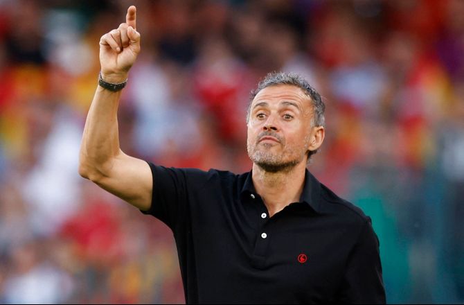 Serie A -Napoli-præsident: Luis Enrique foretrækker Premier League