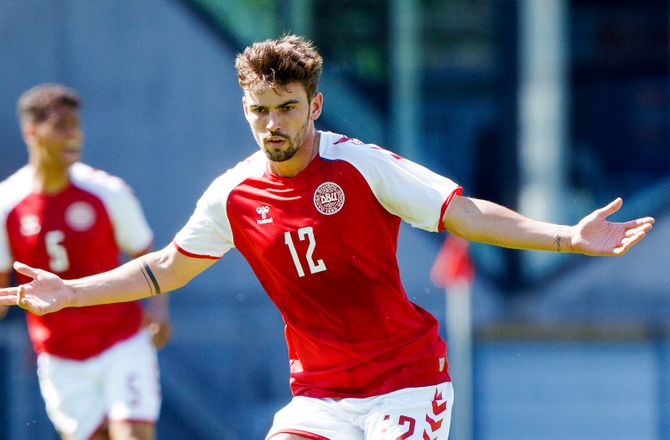 Premier League -O'Riley kender til Leicester-interesse: Vil blive i Celtic