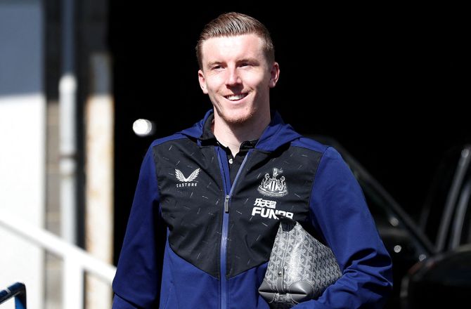 Premier League -Newcastle køber Villa-lejesvend permanent