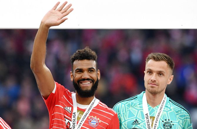 International -Bayern München siger farvel til to målmænd
