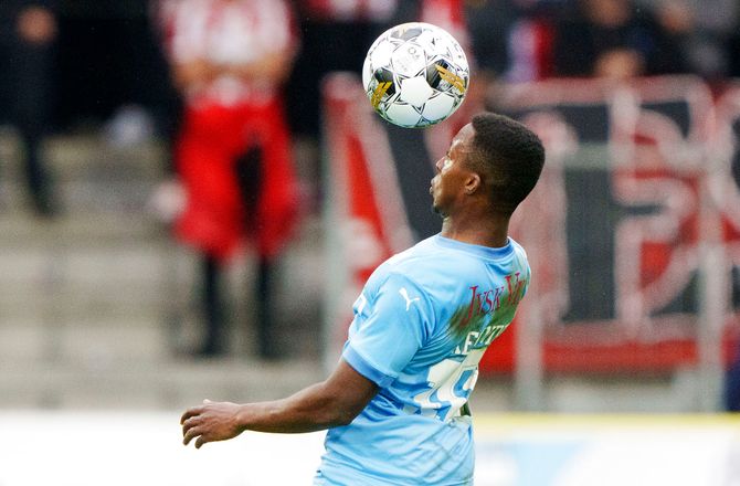 3F Superliga -Randers bekræfter: Kehinde skal afsted 