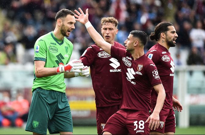 Serie A -Fiorentina henter midtbanemand i Juventus 