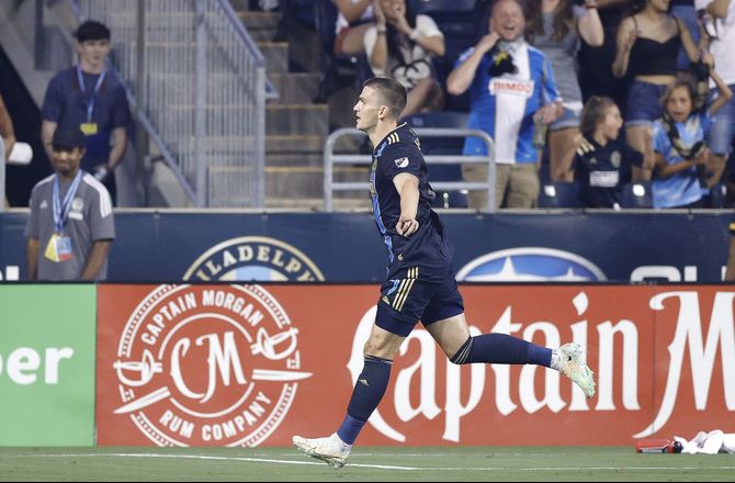 Major League Soccer -Philadelphia køber Uhre-konkurrent fri