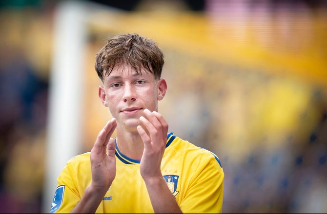 3F Superliga -16-årig BIF-debutant: Jeg var næsten i chok