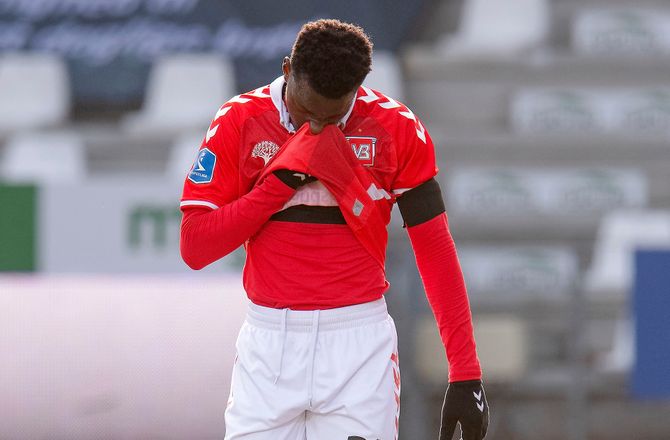 International -Vejle udlejer Adama Fofana til Tjekkiet