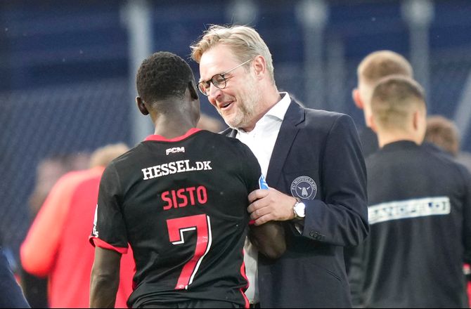 3F Superliga -Steinlein roser Sistos signatur-scoring: Helt fantastisk
