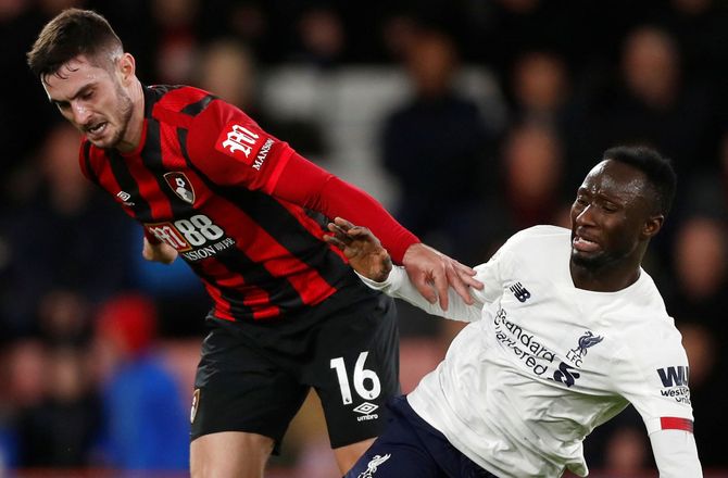 Premier League -Bournemouth forlænger med midtbaneslider