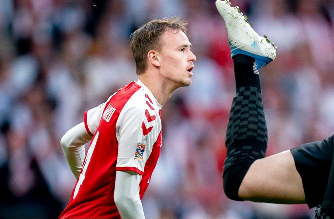 3F Superliga -Medie: FCN tjener stort på Mikkel Damsgaard